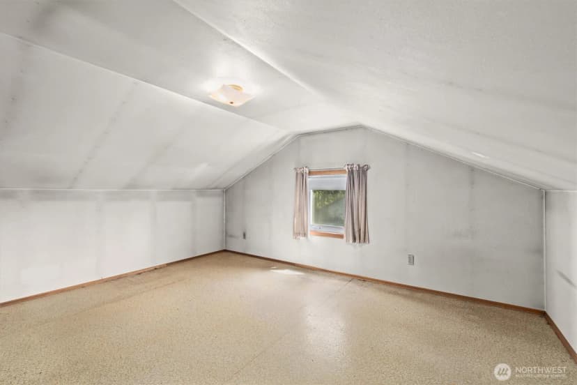 Property photo for 17030 14th Avenue Ne, Shoreline photo 21