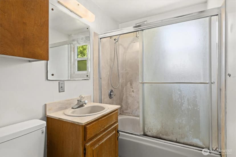 Property photo for 17030 14th Avenue Ne, Shoreline photo 18