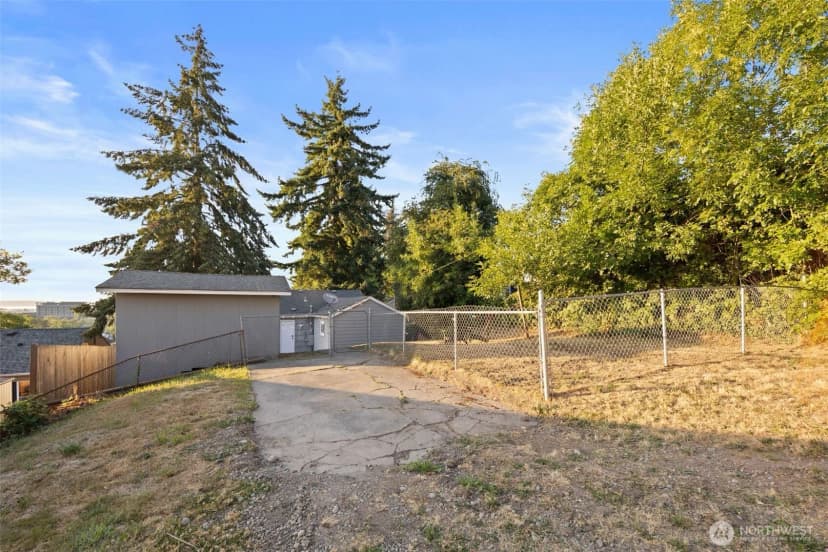 Property photo for 2036 E Morton Street, Tacoma photo 23