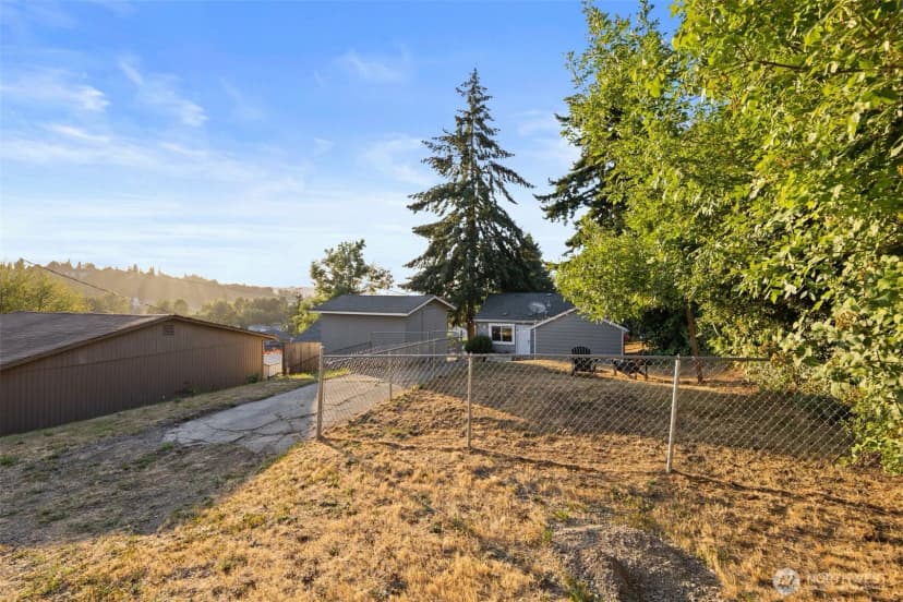 Property photo for 2036 E Morton Street, Tacoma photo 24