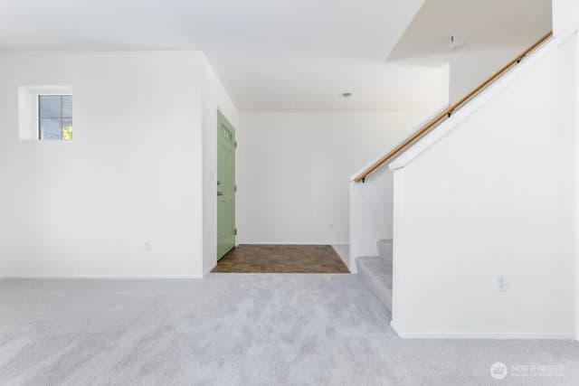 Property photo for 9419 Templeton Avenue Se, Snoqualmie photo 4