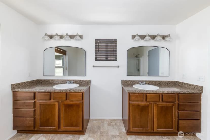 Property photo for 9419 Templeton Avenue Se, Snoqualmie photo 16