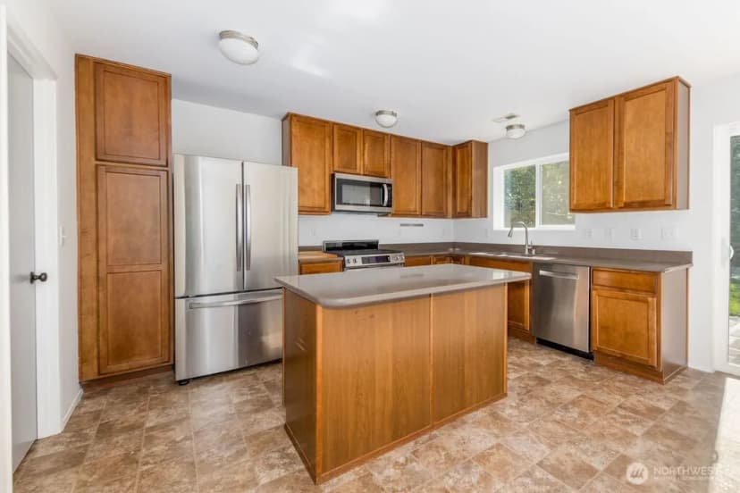 Property photo for 9419 Templeton Avenue Se, Snoqualmie photo 8