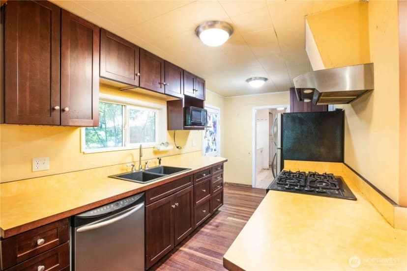 Property photo for 15311 Sandy Hook Road Ne, Poulsbo photo 11