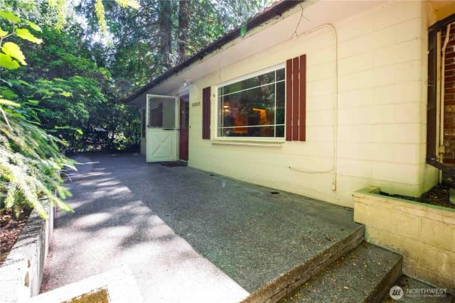 Property photo for 15311 Sandy Hook Road Ne, Poulsbo photo 2