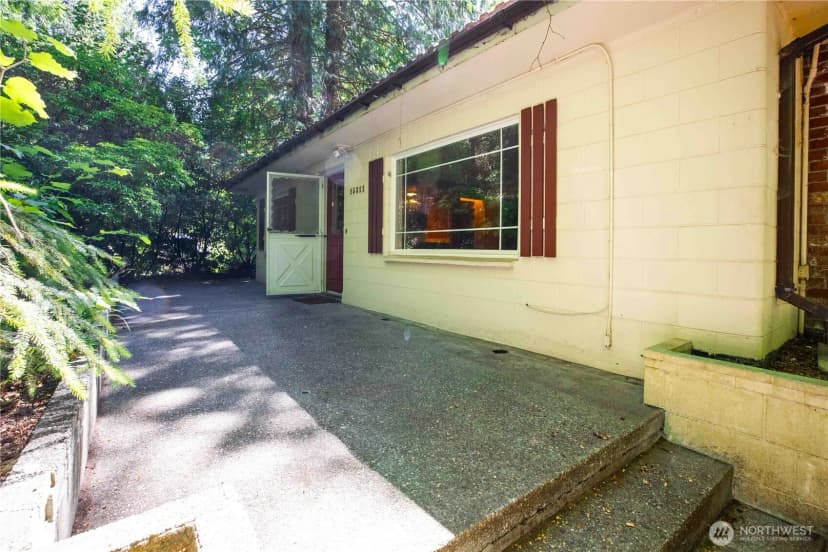 Property photo for 15311 Sandy Hook Road Ne, Poulsbo photo 2