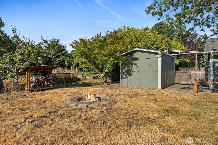Property photo for 15604 43rd Avenue Ct E, Tacoma photo 32