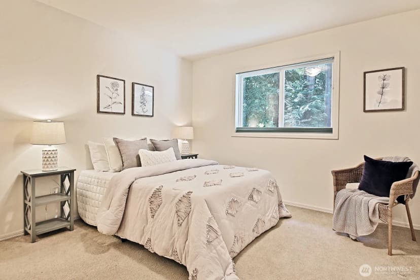 Property photo for 1098 Cedar Circle, Langley photo 22