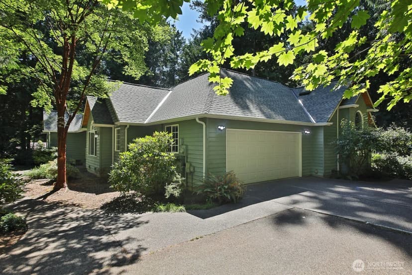 Property photo for 1098 Cedar Circle, Langley photo 25