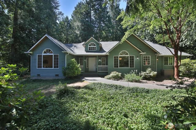 Property photo for 1098 Cedar Circle, Langley