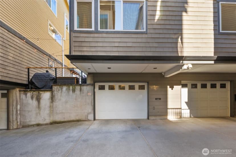 Property photo for 1609 California Avenue Sw #a, Seattle photo 17