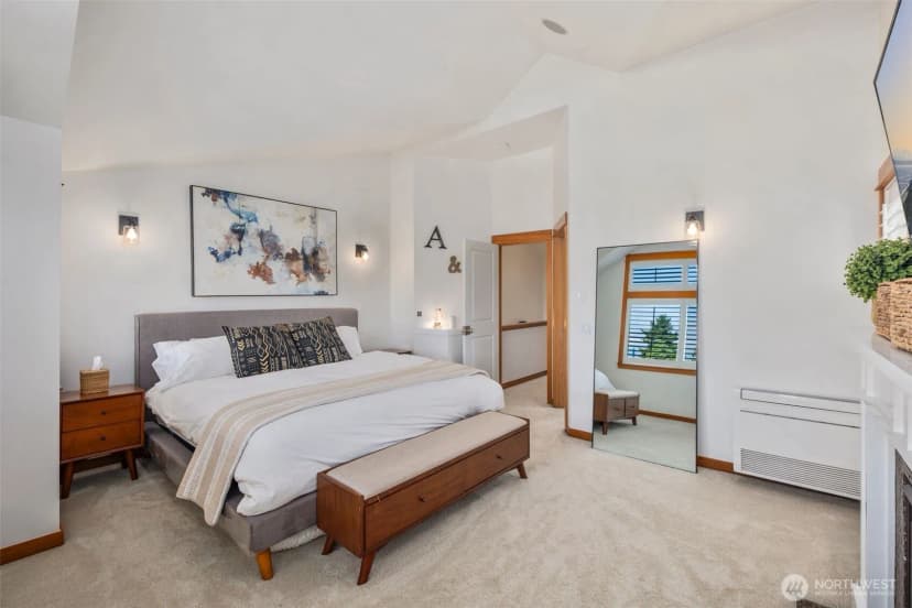 Property photo for 1609 California Avenue Sw #a, Seattle photo 11