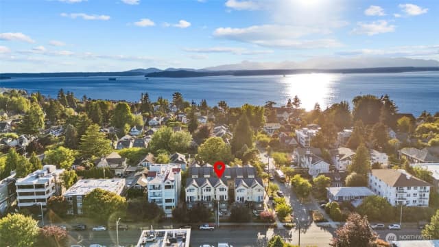 Property photo for 1609 California Avenue Sw #a, Seattle photo 4