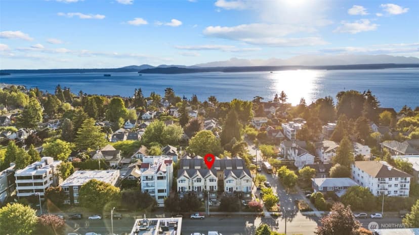 Property photo for 1609 California Avenue Sw #a, Seattle photo 4