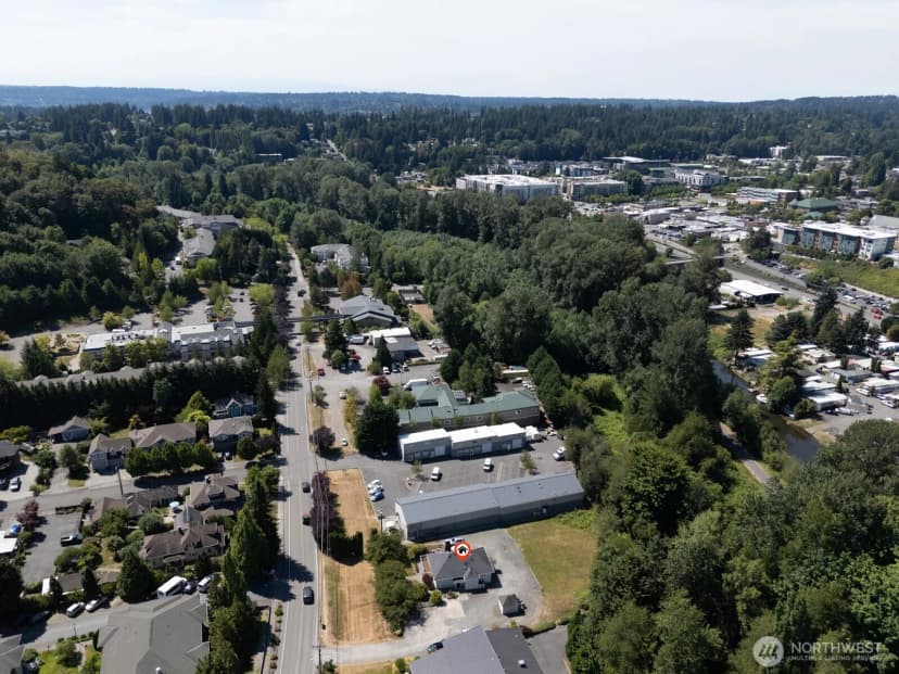 Property photo for 10516 E Riverside Drive, Bothell photo 35