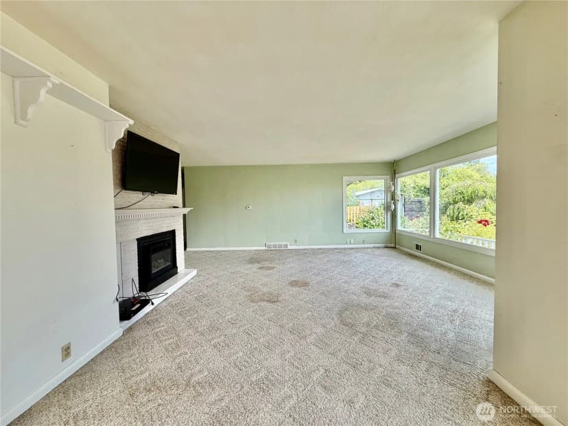 Property photo for 12 Scenic View Place, Longview photo 9
