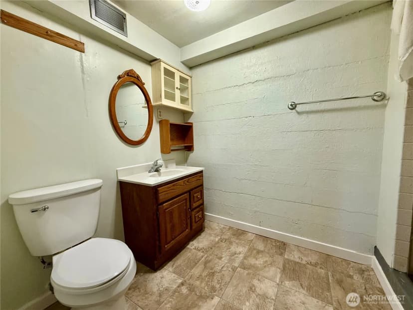 Property photo for 12 Scenic View Place, Longview photo 29