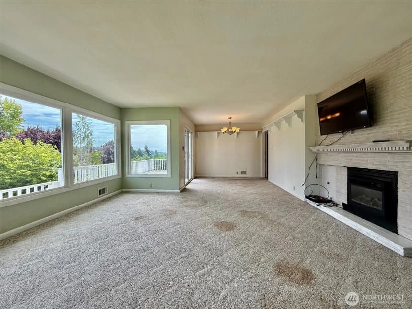 Property photo for 12 Scenic View Place, Longview photo 13