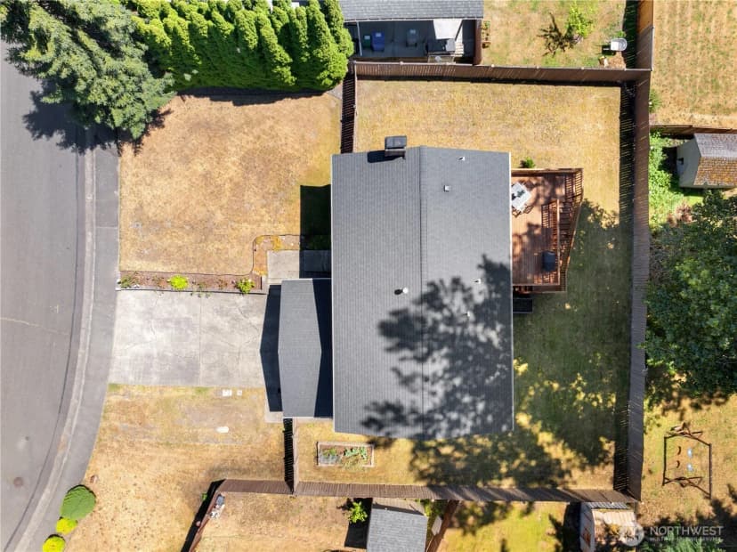 Property photo for 14609 Se 195th Place, Renton photo 31