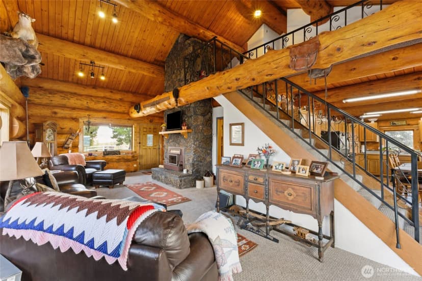 Property photo for 46575 Meadowlark Lane, Grand Coulee photo 9