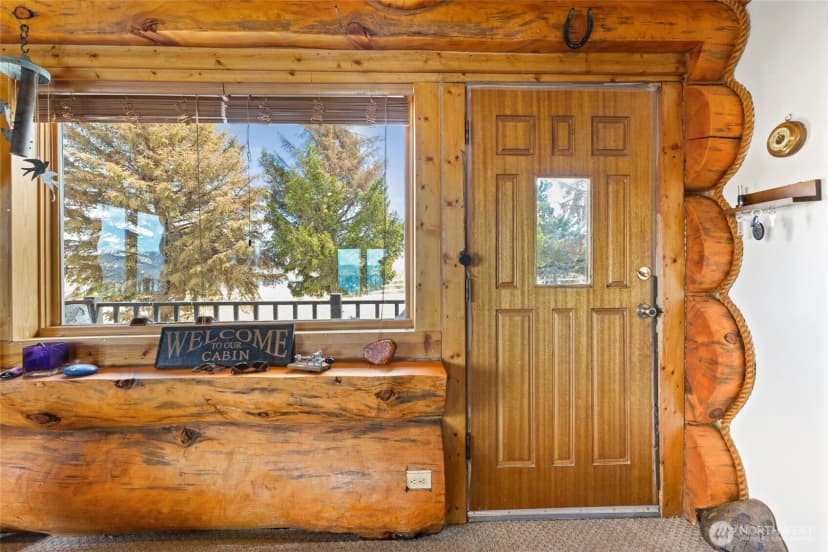 Property photo for 46575 Meadowlark Lane, Grand Coulee photo 6
