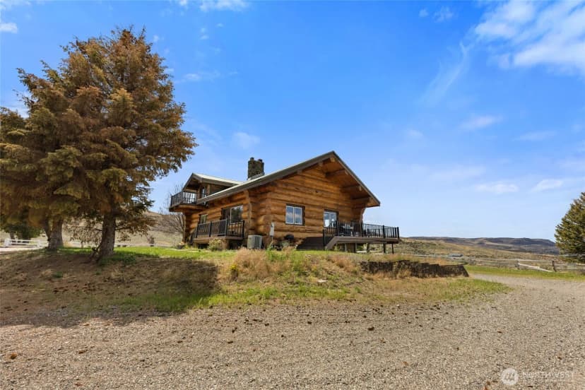 Property photo for 46575 Meadowlark Lane, Grand Coulee photo 33