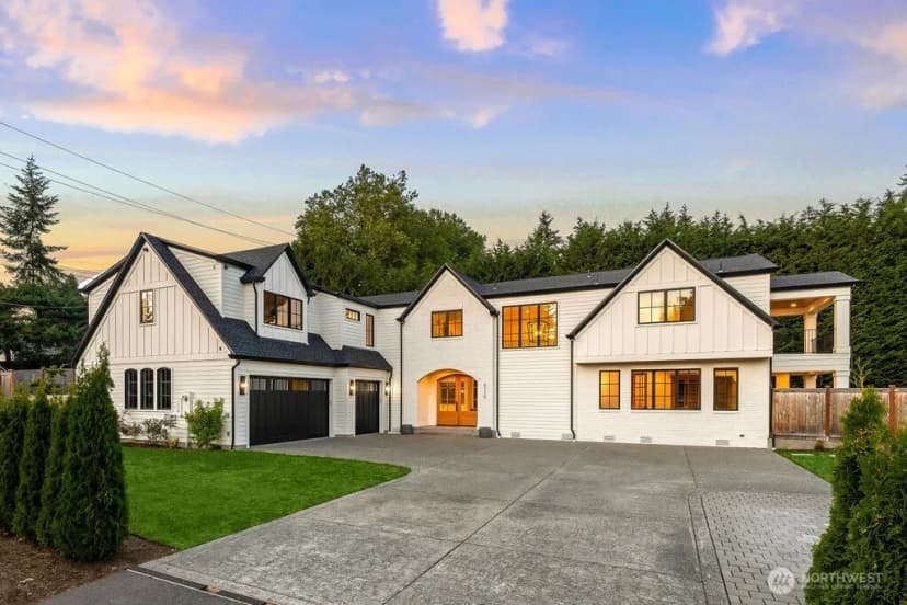 Property photo for 2320 85th Place Ne, Clyde Hill