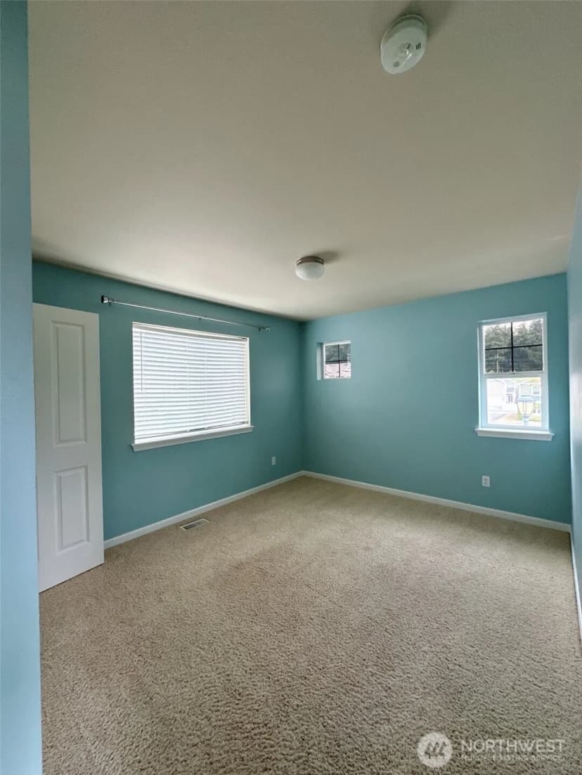 Property photo for 7541 Denali Ave Ne, Lacey photo 12