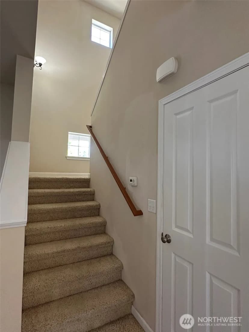 Property photo for 7541 Denali Ave Ne, Lacey photo 10