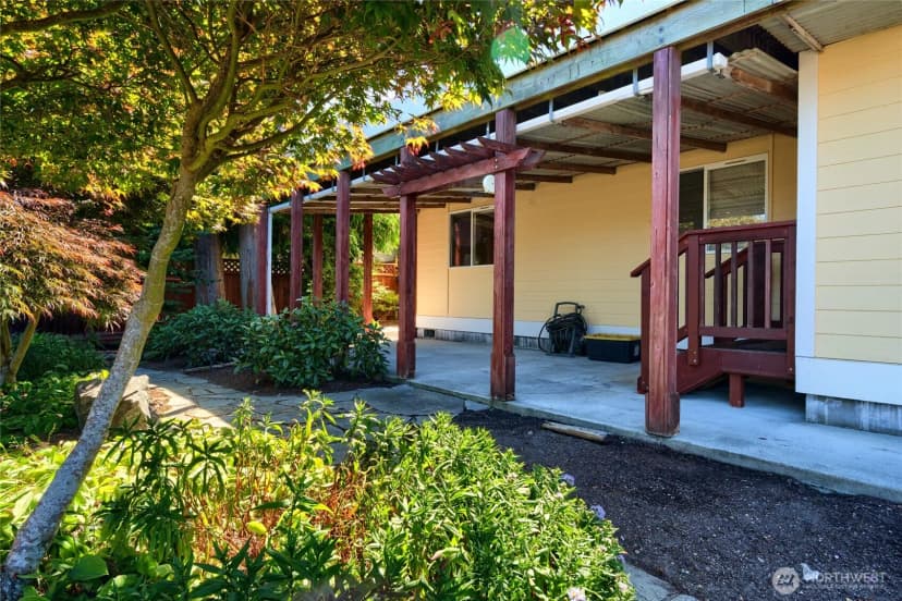Property photo for 3708 W 8th Ave, Anacortes photo 7