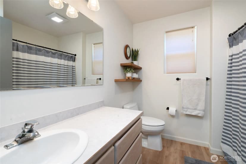 Property photo for 3708 W 8th Ave, Anacortes photo 32