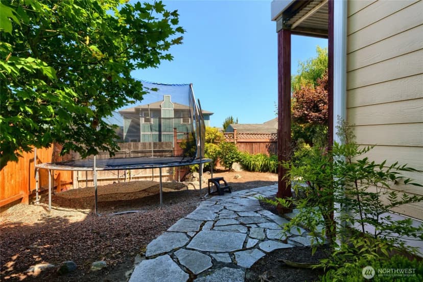 Property photo for 3708 W 8th Ave, Anacortes photo 5