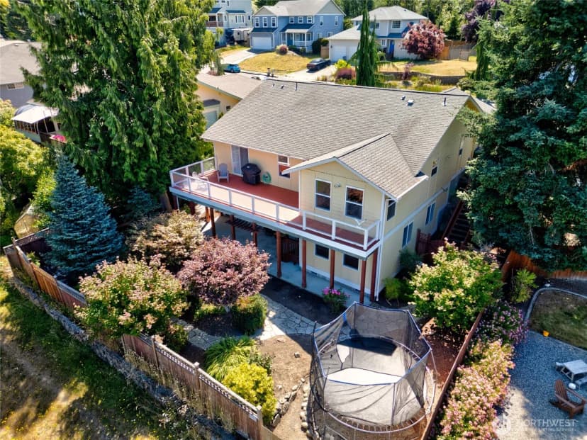 Property photo for 3708 W 8th Ave, Anacortes photo 10