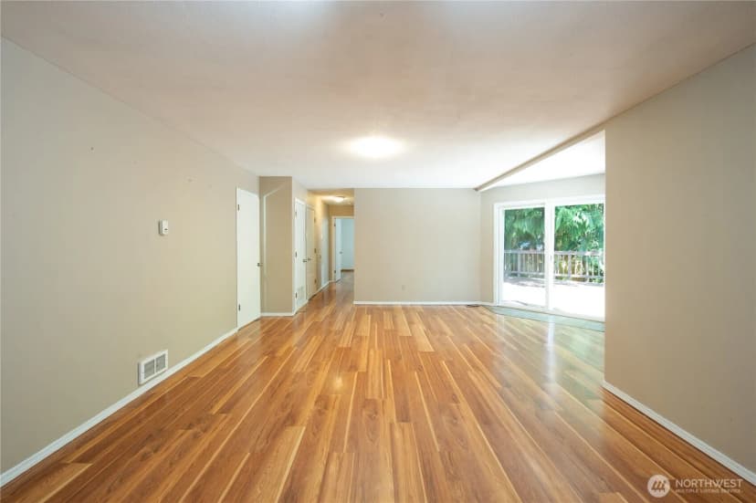 Property photo for 12125 53rd Avenue Se, Everett photo 23