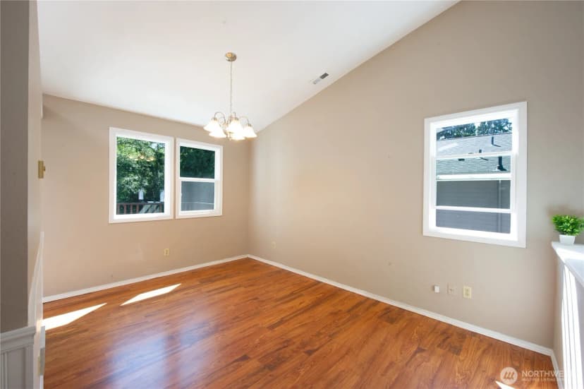 Property photo for 12125 53rd Avenue Se, Everett photo 13