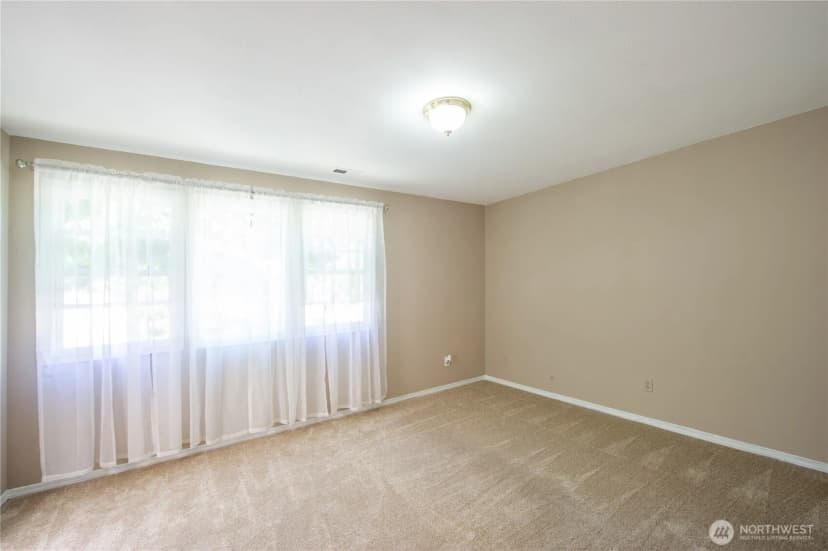 Property photo for 12125 53rd Avenue Se, Everett photo 14