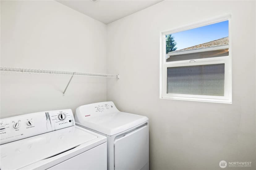Property photo for 28226 241st Avenue Se, Maple Valley photo 24