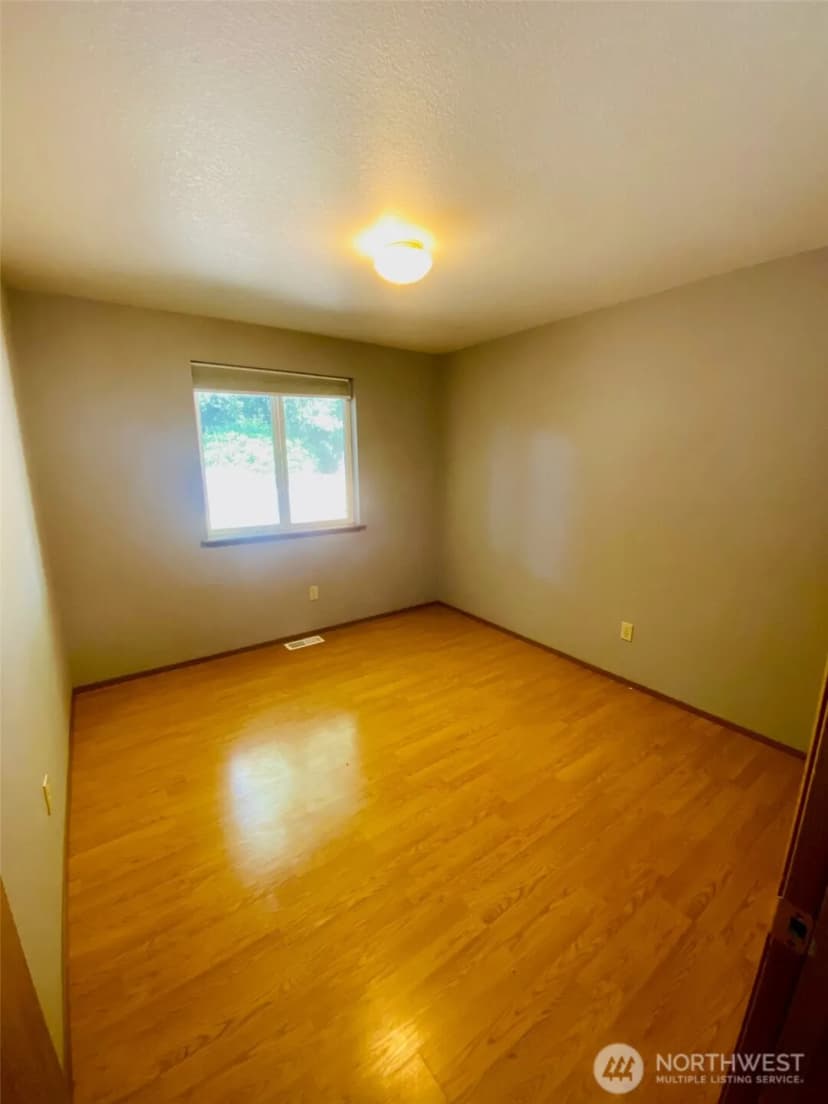 Property photo for 1609 Tullis Street Ne, Olympia photo 27