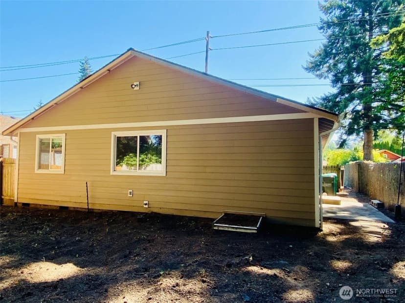 Property photo for 1609 Tullis Street Ne, Olympia photo 30