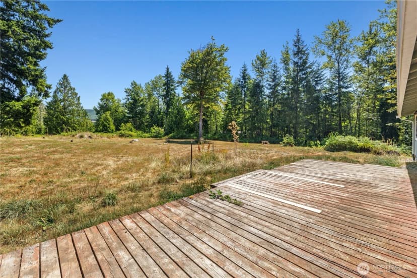 Property photo for 14715 318th Street E, Graham photo 33