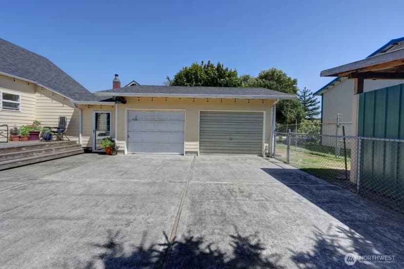 Property photo for 201 Main Street, Ilwaco photo 9