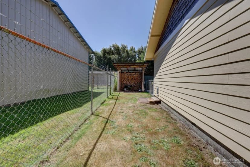 Property photo for 201 Main Street, Ilwaco photo 11