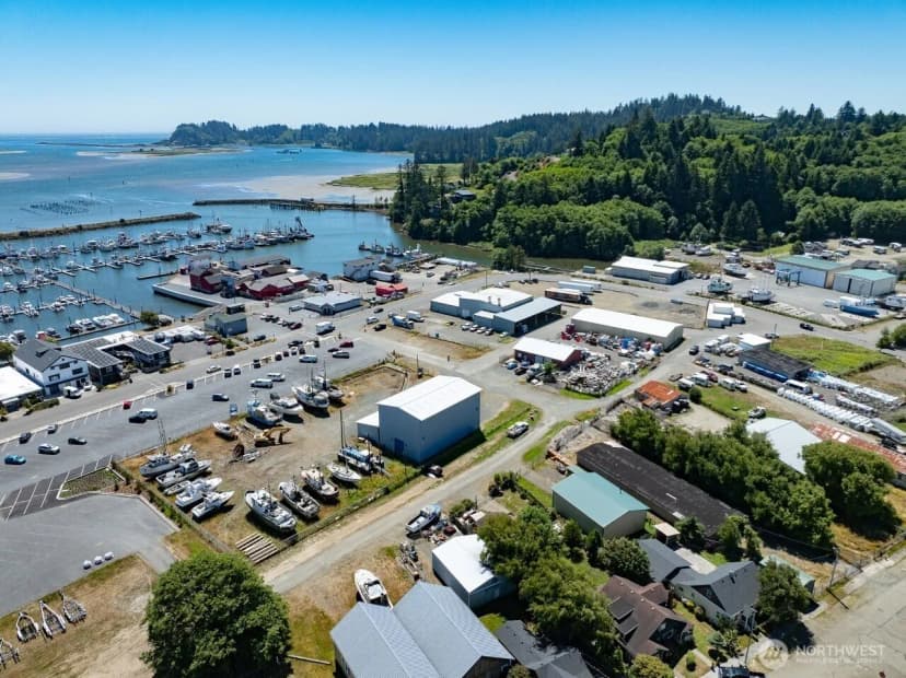 Property photo for 201 Main Street, Ilwaco photo 15
