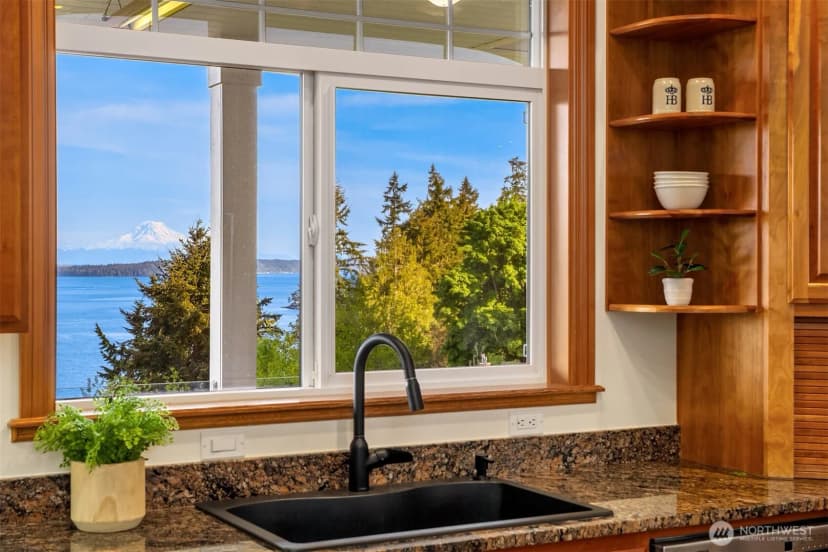 Property photo for 6715 Ne Dapple Court, Bainbridge Island photo 14