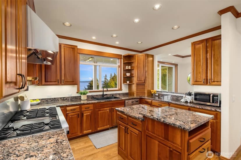 Property photo for 6715 Ne Dapple Court, Bainbridge Island photo 13