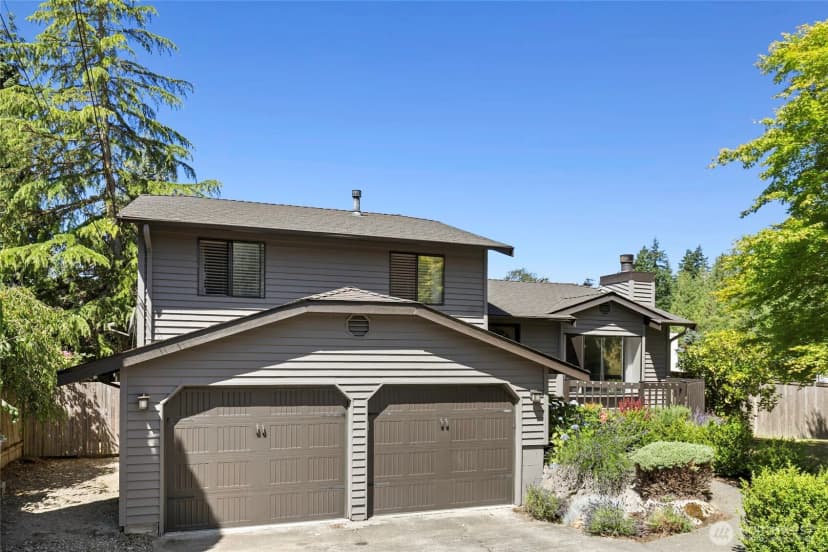 Property photo for 9136 49th Avenue W, Mukilteo photo 2