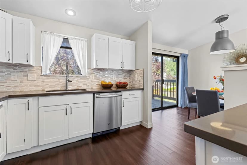 Property photo for 9136 49th Avenue W, Mukilteo photo 17