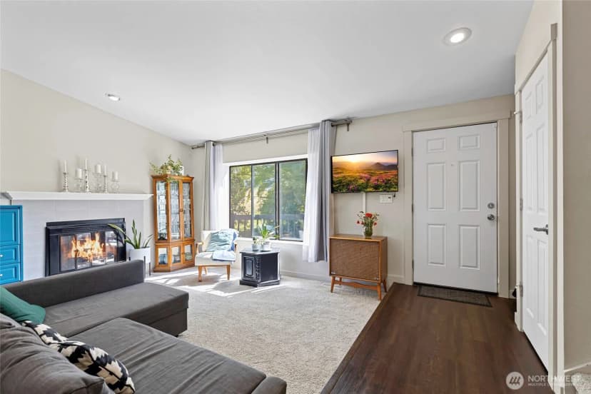 Property photo for 9136 49th Avenue W, Mukilteo photo 6
