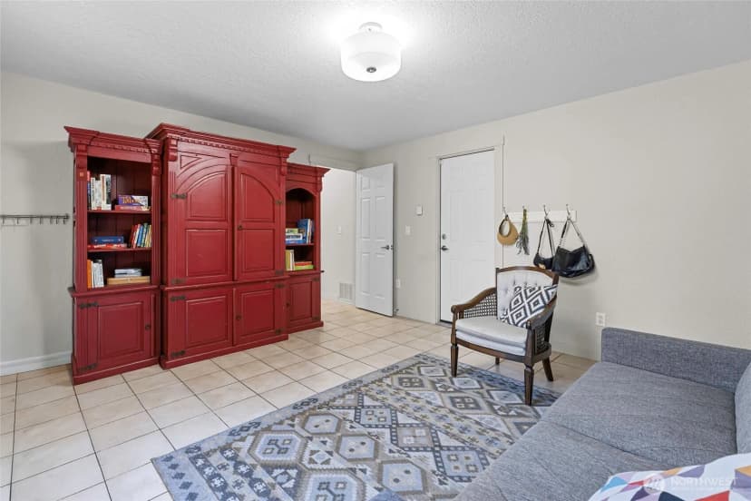 Property photo for 9136 49th Avenue W, Mukilteo photo 18