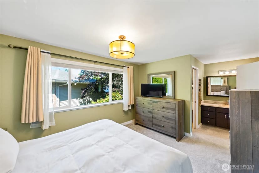 Property photo for 13650 Harbor Lane, Anacortes photo 19